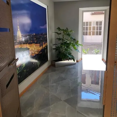 Maison De Cavour לינה וארוחת בוקר 3*