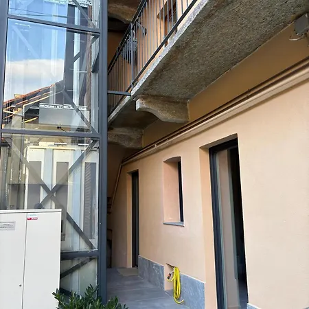 Maison De Cavour