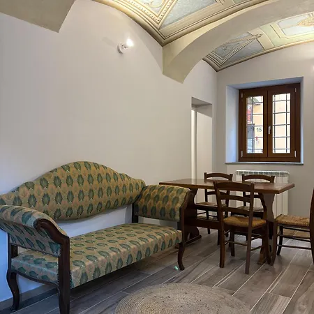 Maison De Cavour לינה וארוחת בוקר