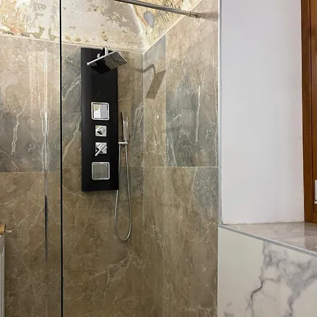 לינה וארוחת בוקר Maison De Cavour