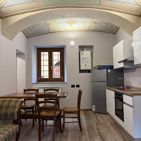 לינה וארוחת בוקר Maison De Cavour