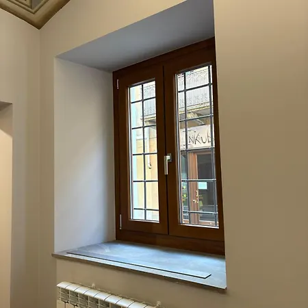 לינה וארוחת בוקר Maison De Cavour 3*