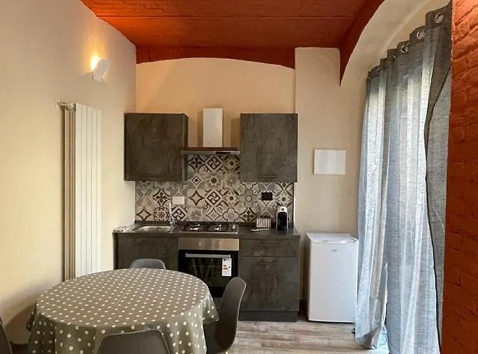 Nocleg ze śniadaniem Maison De Cavour 3*