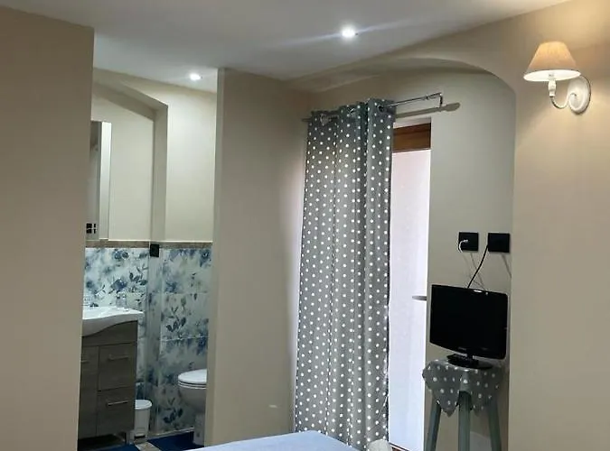 Maison De Cavour 3*