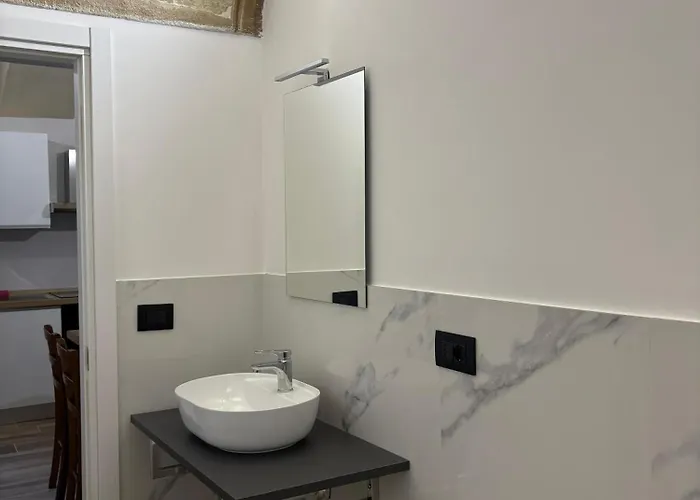 Maison De Cavour Couette-café 3*
